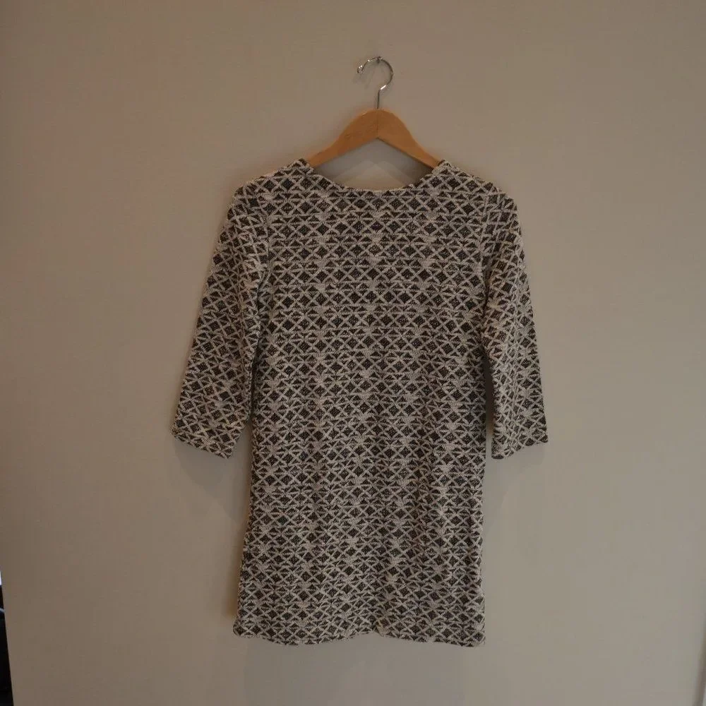 Gap Kids Girls Size XXL (14-16) Black and White Long Sleeve Sweater Dress